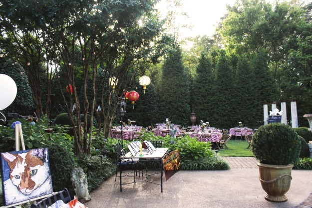 The outdoor setting set the tone for the dinner and fundraiser.