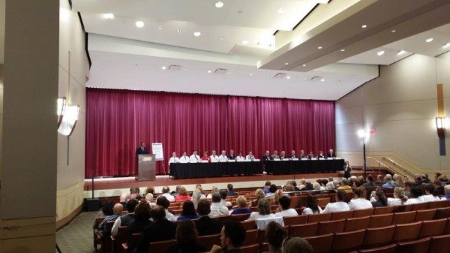 The East Tennessee Health Forum on Ebola featured a moderator and 17 panelists. Constant communication before the event was critical to its success.